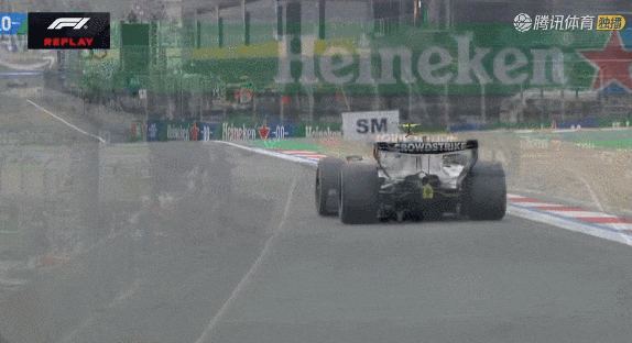 19岁安东内利,在上海夺冠!F1中国大奖赛历史首次:车手严重受伤,直升机11分钟送到华山医院,最新消息→